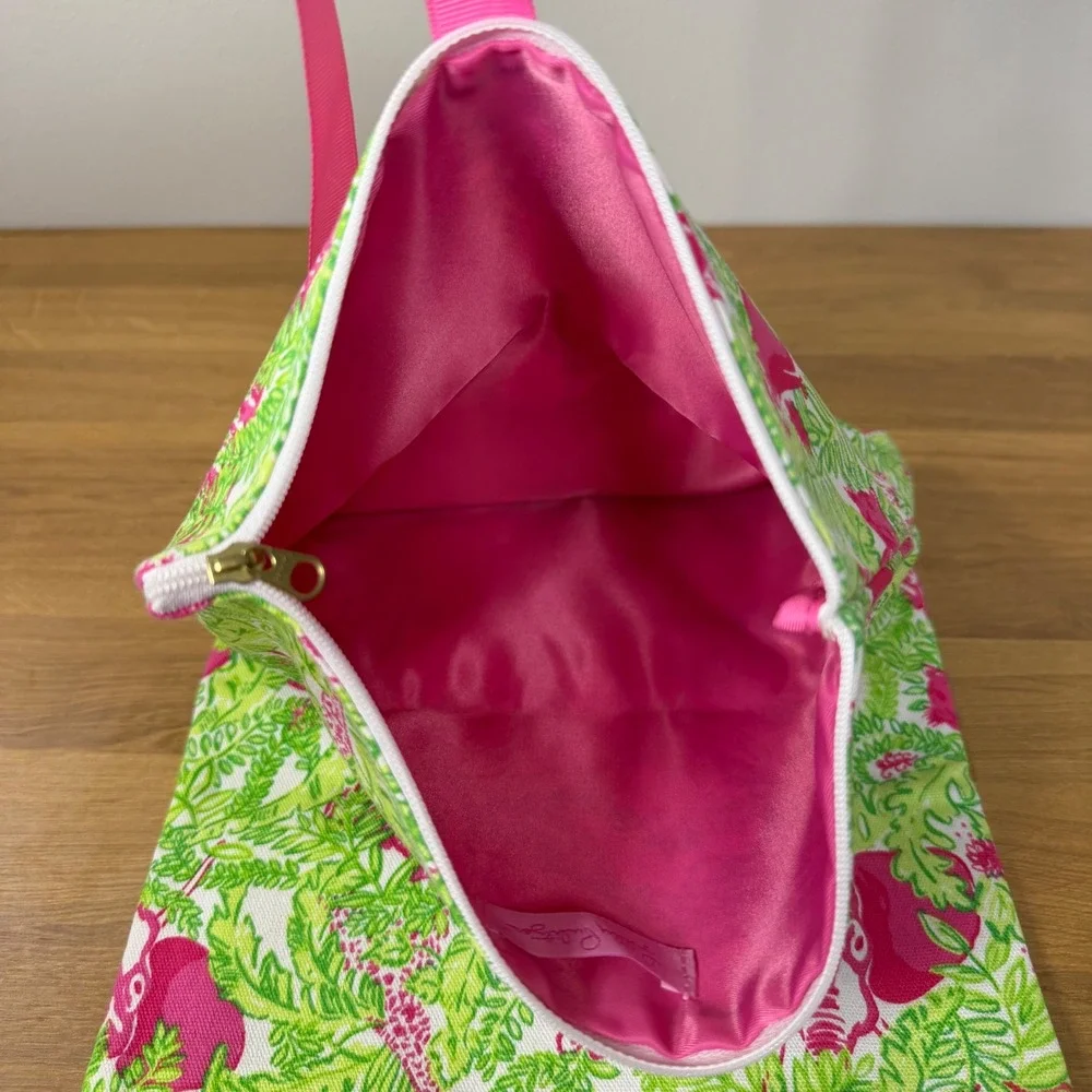 Lilly Pulitzer Travel Laundry Bag Wear Me Wash Me Tropical Jungle Print Pink